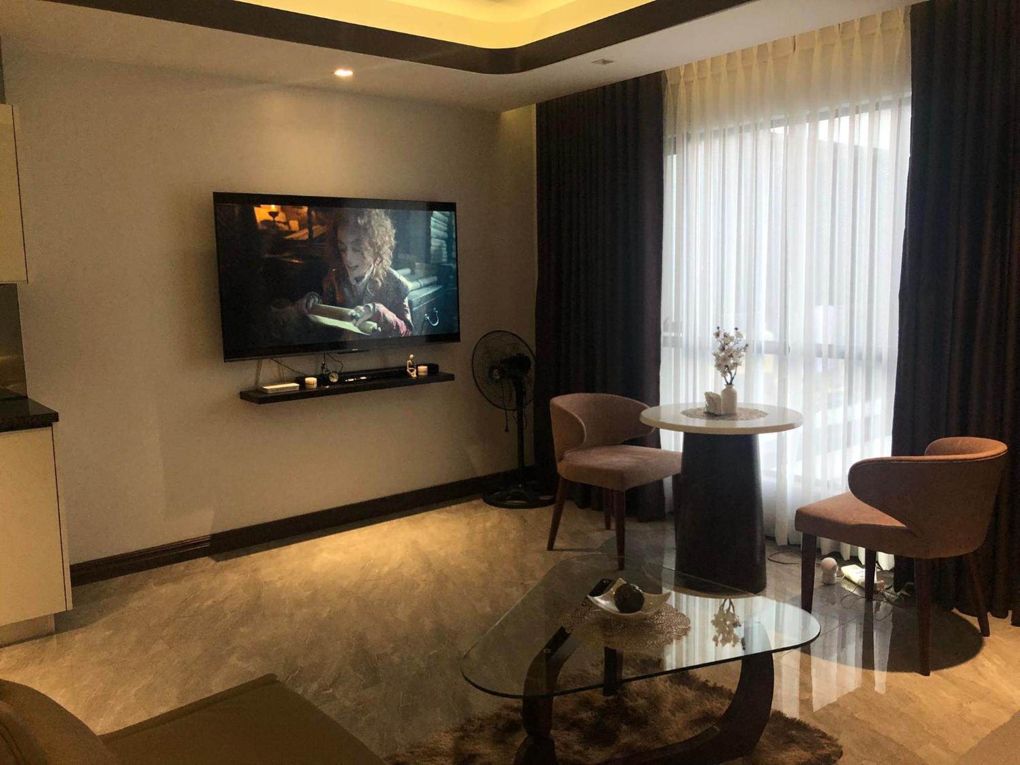 One Euphoria Prime Suite Hotel Angeles Luaran gambar